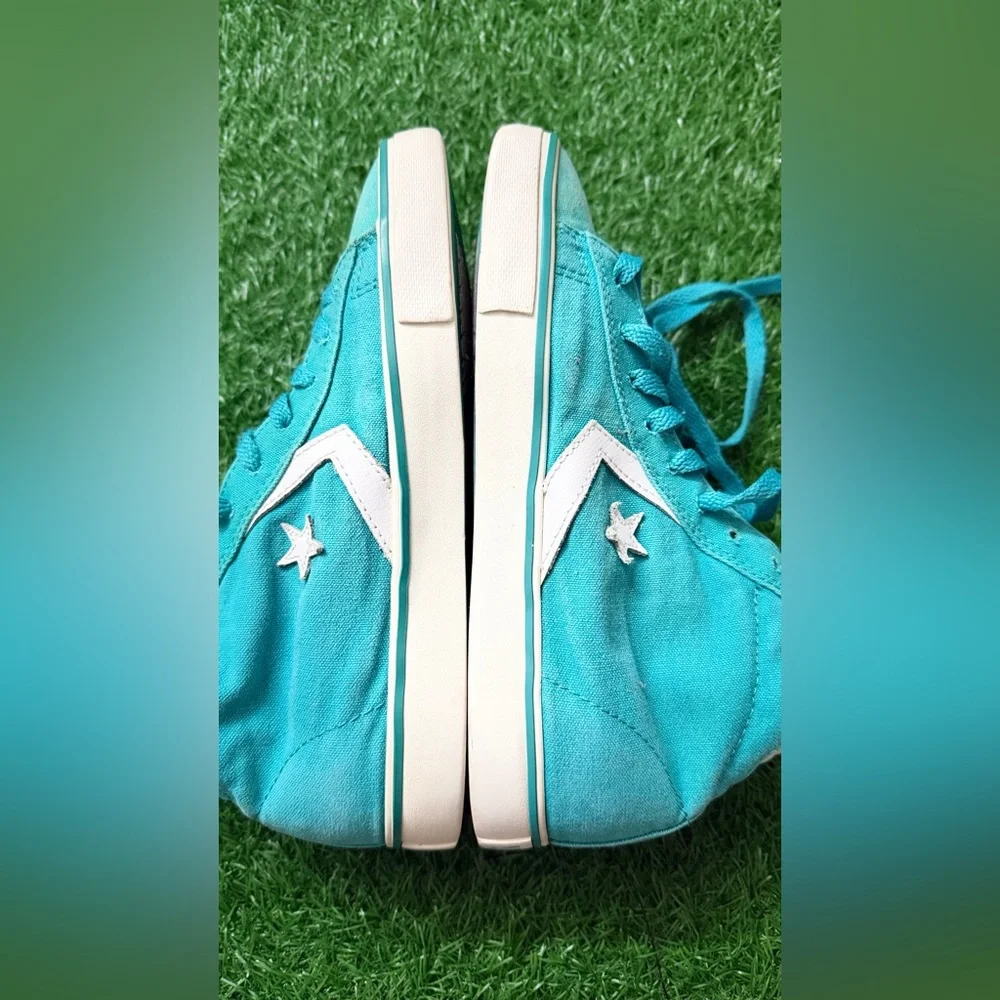 Converse Teal and White Unisex Sneakers‎ Size M-7 W-8.5 - Picture 3 of 9